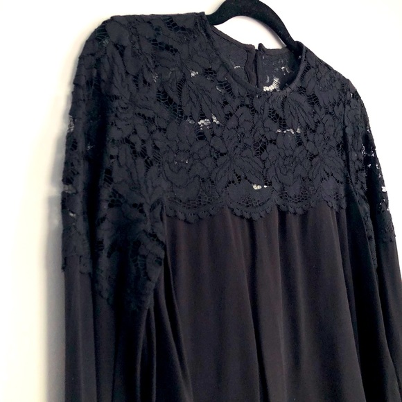 ✨3/$30✨ H&M BLACK LACE BLOUSE - Picture 2 of 6
